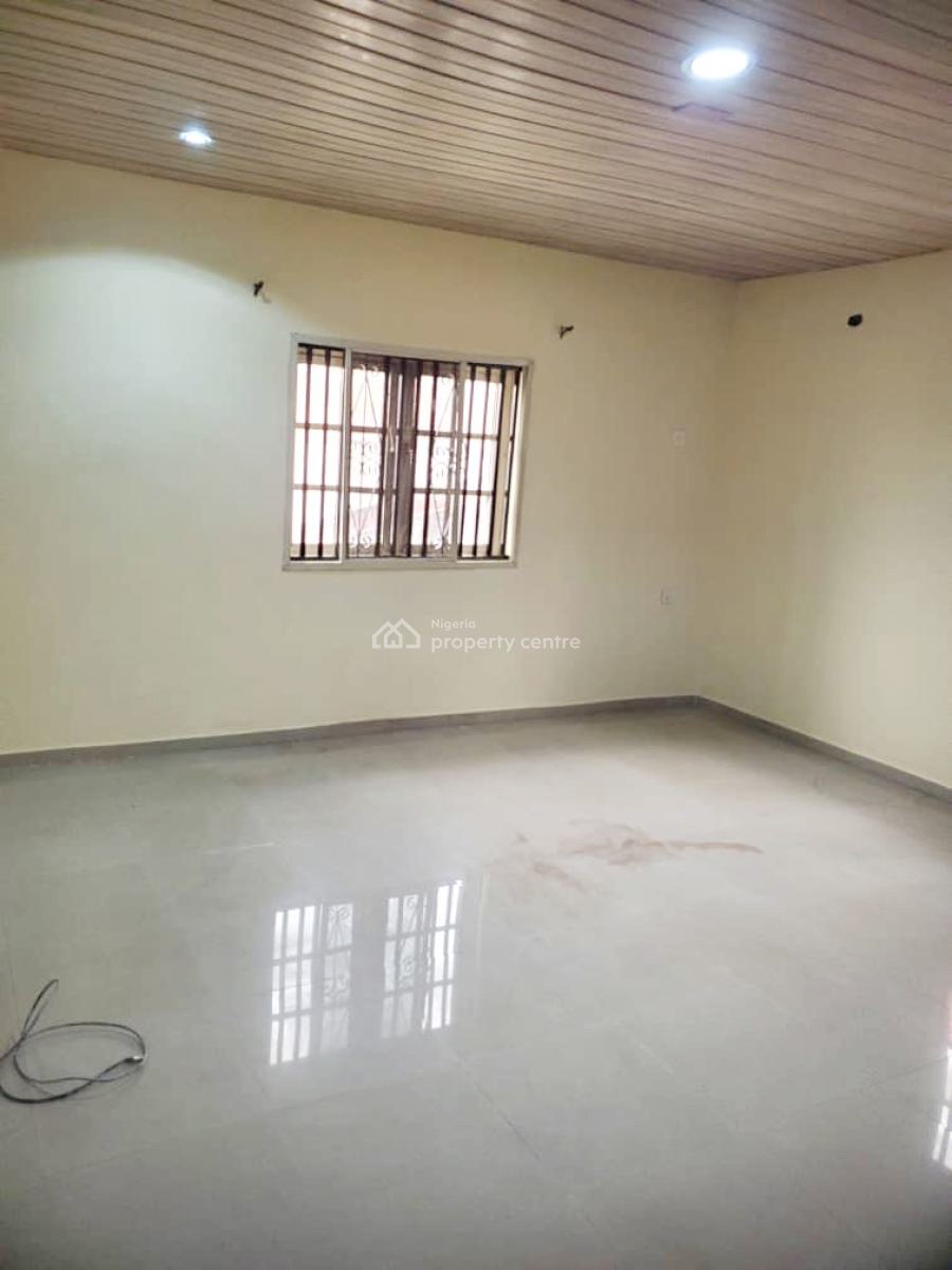 Luxury 3 Bedroom Apartment in an Estate, Magodo Phase 1, Magodo, Lagos, Flat / Apartment for Rent