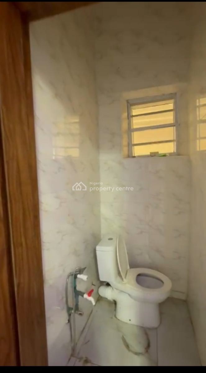 Very Spacious Studio Service Apartment, Van Daniel Estate, Lekki, Lagos, Self Contain (single Rooms) for Rent