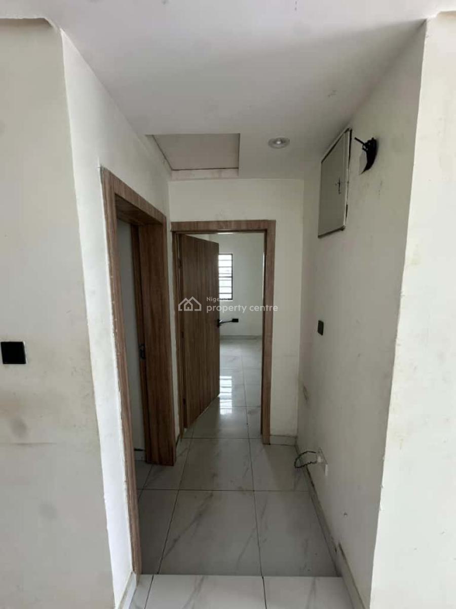 Luxury Sweet 2 Bedroom Penthouse 4th Floor, Ologolo, Lekki, Lagos, Flat / Apartment for Rent