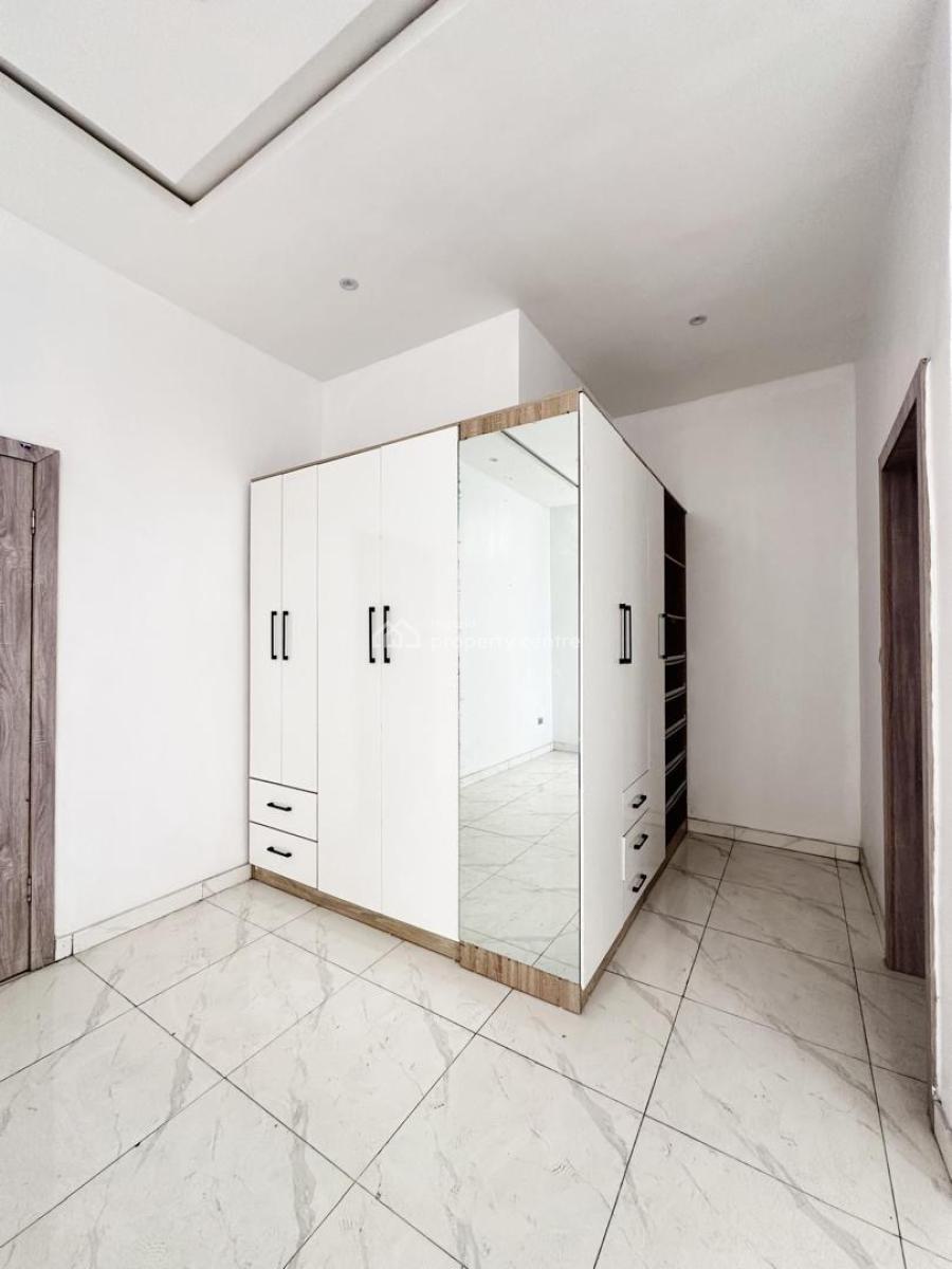 Invest in This Highly Sought After Location, Lekki Phase 2, Lekki, Lagos, Detached Duplex for Sale