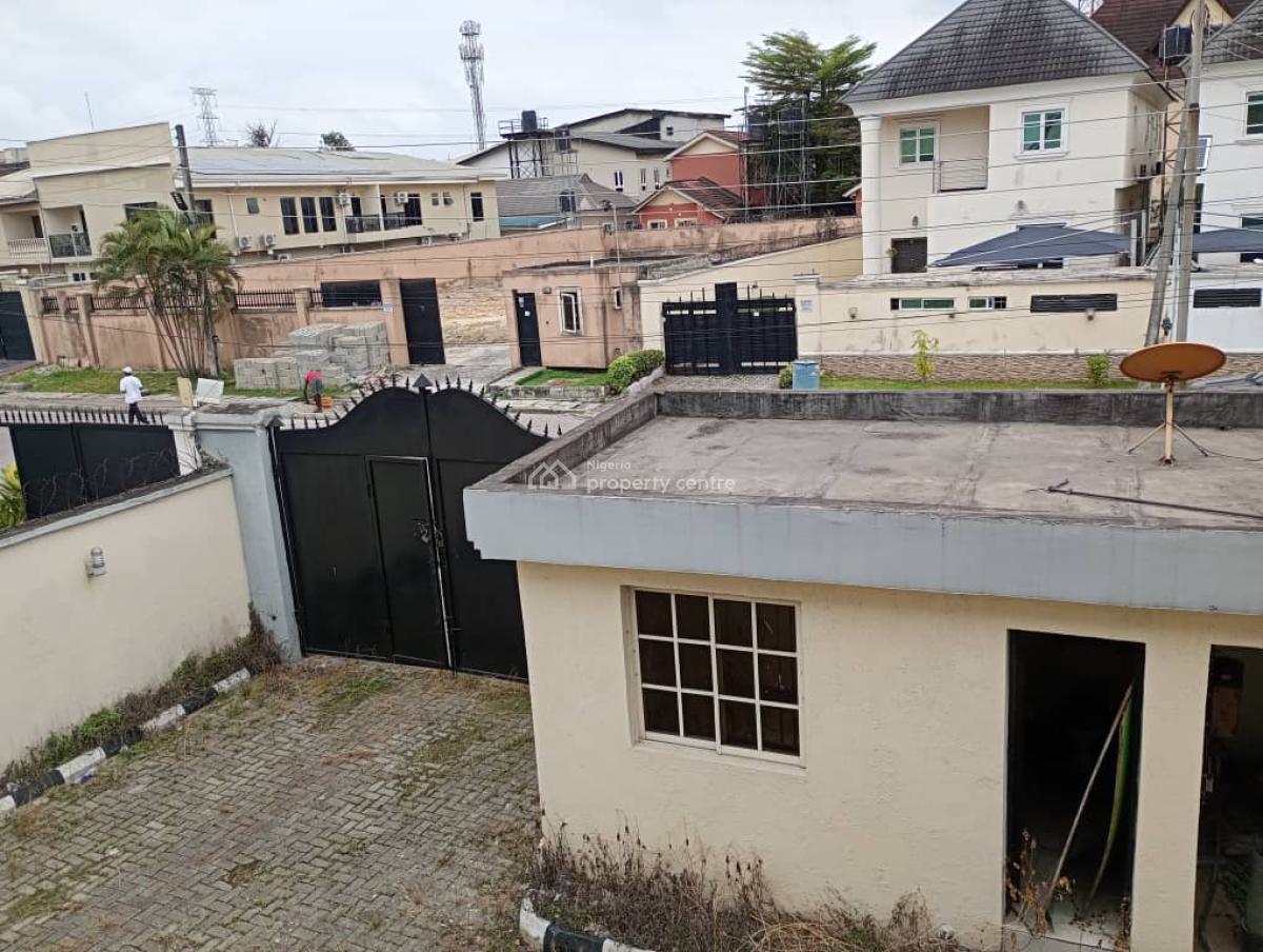 4bedroom Commercial Duplex  in Lekki Phase 1, Off Zenith Bank Lekki Phase 1 Proper, Lekki Phase 1, Lekki, Lagos, Semi-detached Duplex for Rent