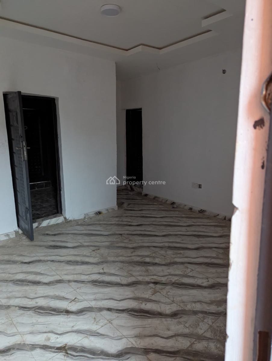 Mini Flat, Off Lawanson, Surulere, Lagos, Mini Flat (room and Parlour) for Rent