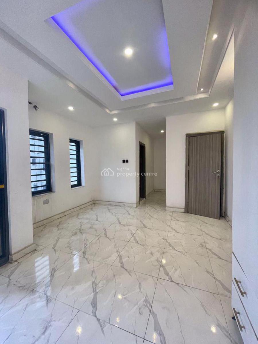 Beautiful 3 Bedroom Duplex in an Estate, in an Estate By Herbert Macaulay Way, Sabo, Yaba, Lagos, Terraced Duplex for Sale