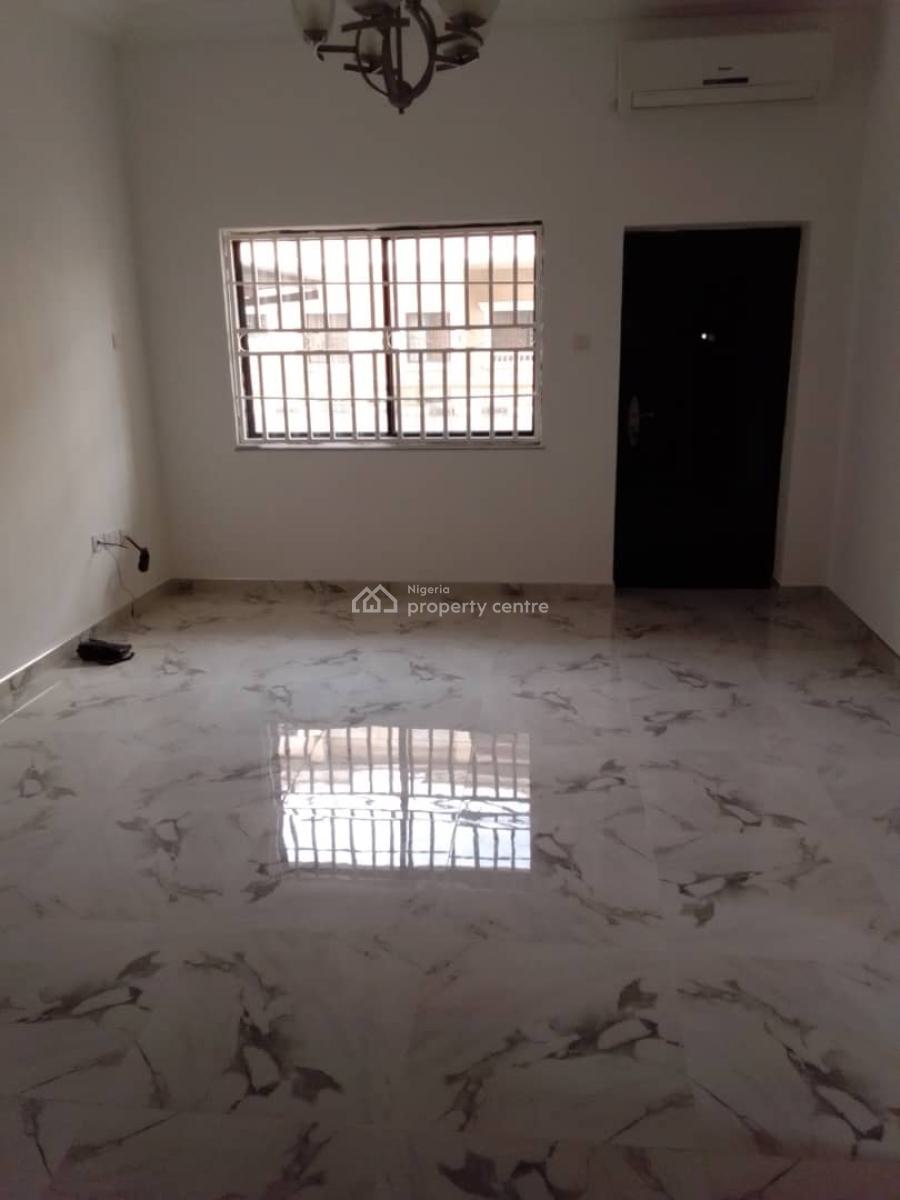 Serviced and Standard 3 Bedroom Apartment with Bq, Mabushi, Abuja, Flat / Apartment for Rent