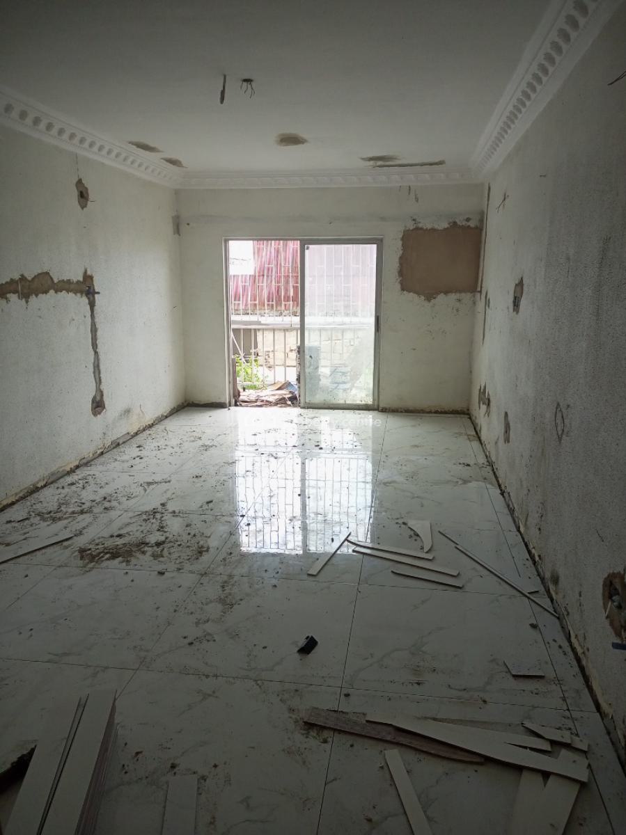 3 Bedroom Apartment with Servant Quarters, Off Awolowo Road, Ikoyi, Lagos, Flat / Apartment for Rent