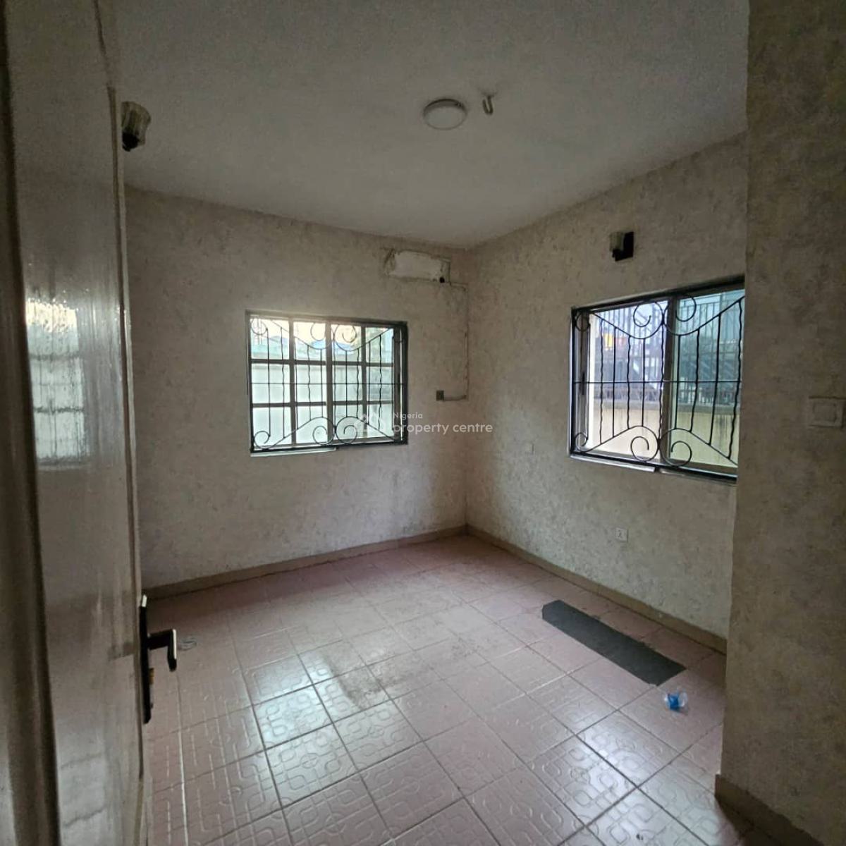 Luxury 3 Bedroom Apartment, Gra Phase 2, Magodo, Lagos, Flat / Apartment for Rent