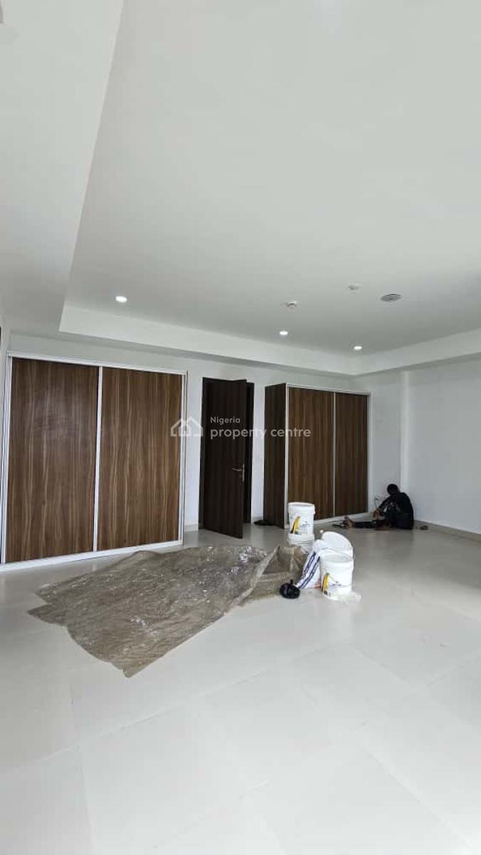 Massive Spacious and Ultra-luxury 3 Bedroom Apartment with Swimming, Lekki Phase 1, Lekki, Lagos, Block of Flats for Sale