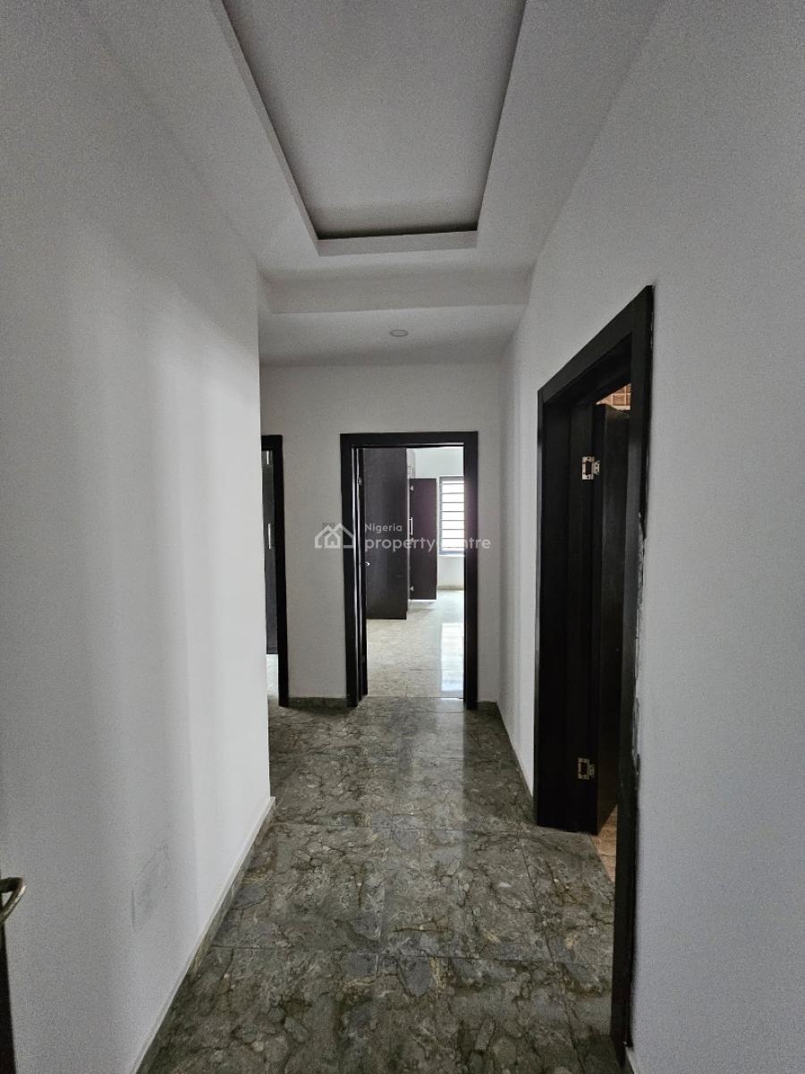 Lovely 3-bedroom Apartment in a Very Secure Location, Lekki Phase 1, Lekki, Lagos, Block of Flats for Sale