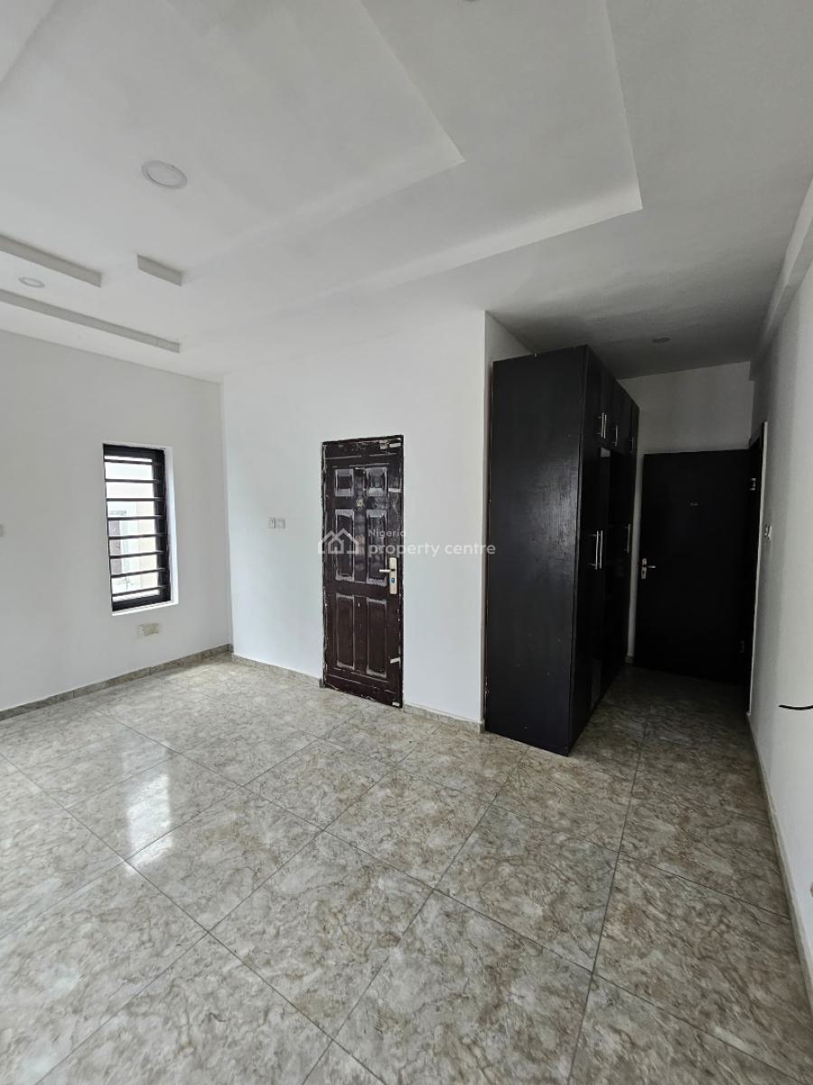 Lovely 3-bedroom Apartment in a Very Secure Location, Lekki Phase 1, Lekki, Lagos, Block of Flats for Sale