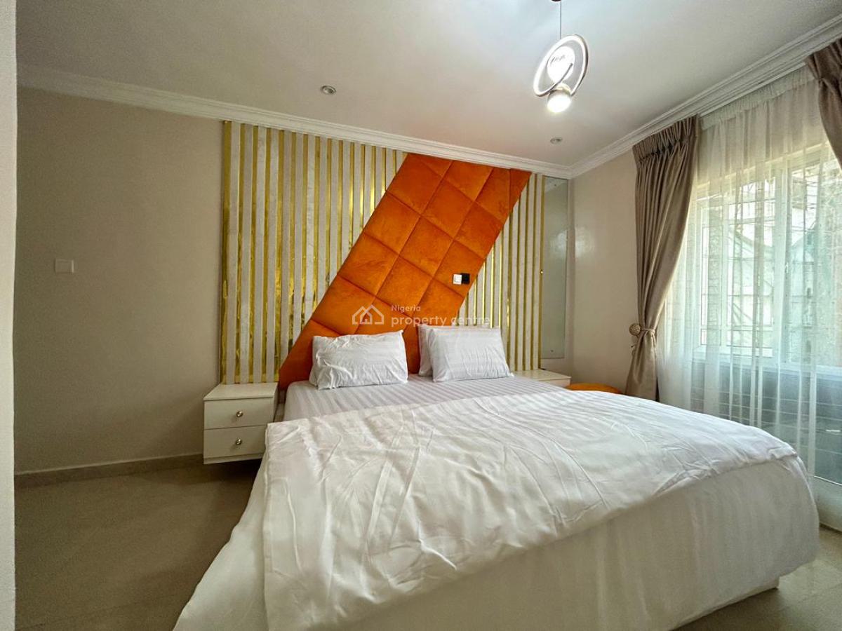 Luxury 3 Bedroom Apartment, Lekki Phase 1, Lekki, Lagos, Flat / Apartment Short Let