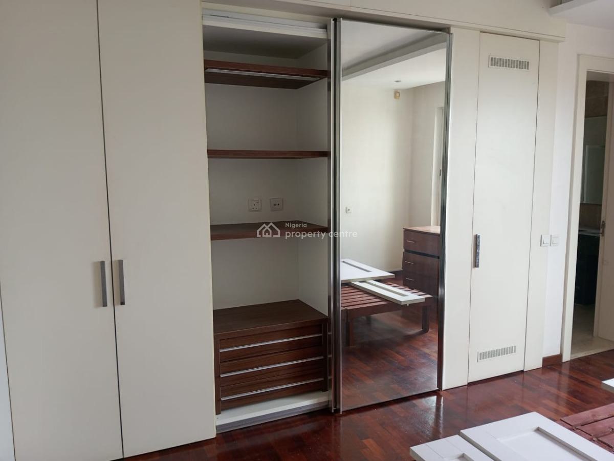 Lovely 4 Bedroom Apartments Inside a Gated Estate, Ikoyi, Lagos, House for Rent