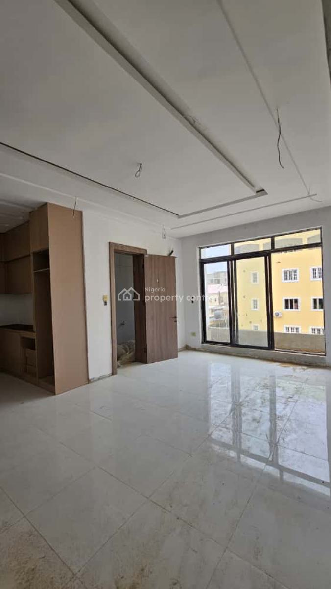 Lovely 2-bedroom Apartment in a Very Strategic Location Perfect, Lekki Phase 1, Lekki, Lagos, Block of Flats for Sale