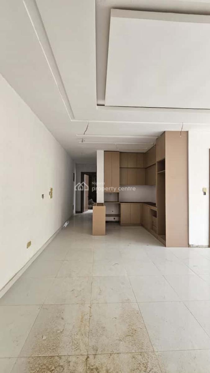 Lovely 2-bedroom Apartment in a Very Strategic Location Perfect, Lekki Phase 1, Lekki, Lagos, Block of Flats for Sale