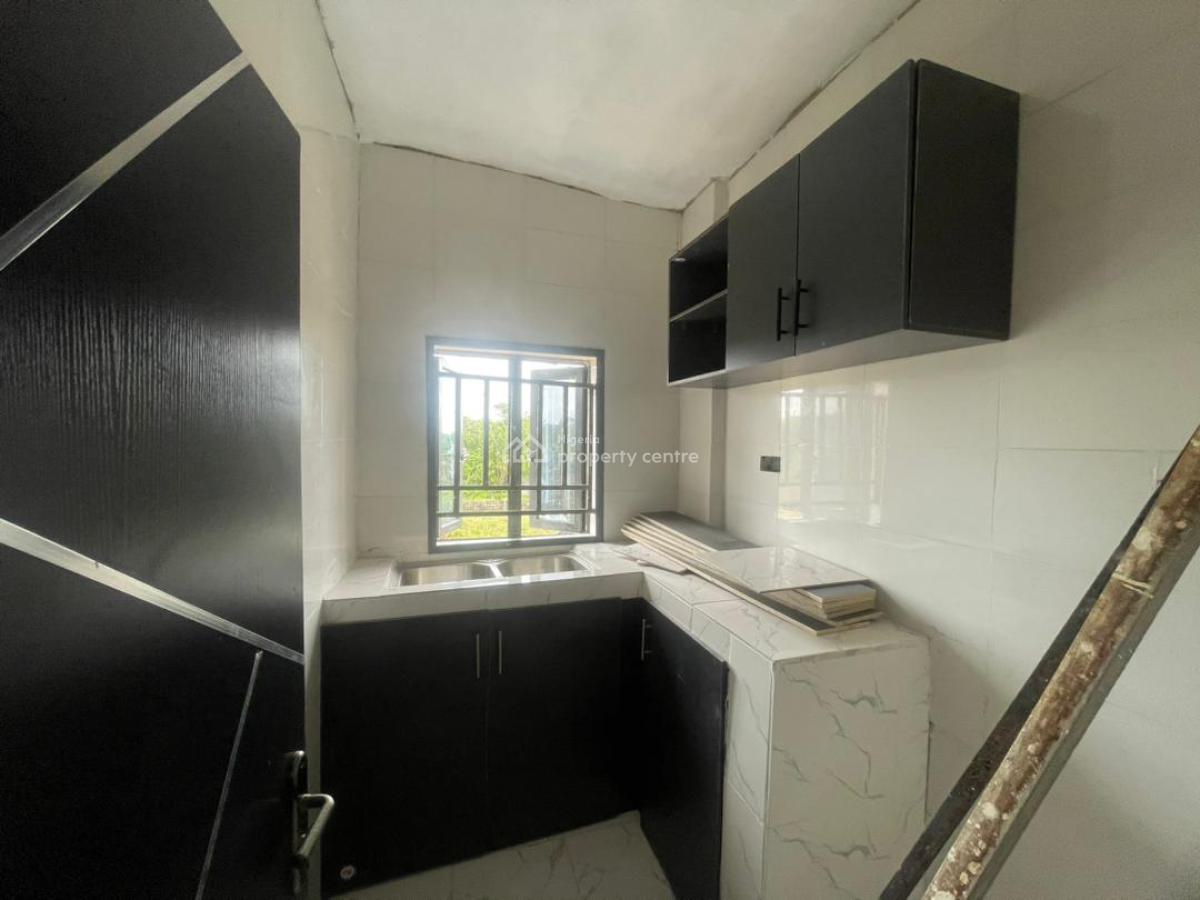 Modern Mini Flat (downstairs), Greenland Estate, Ogombo, Ajah, Lagos, Mini Flat (room and Parlour) for Rent