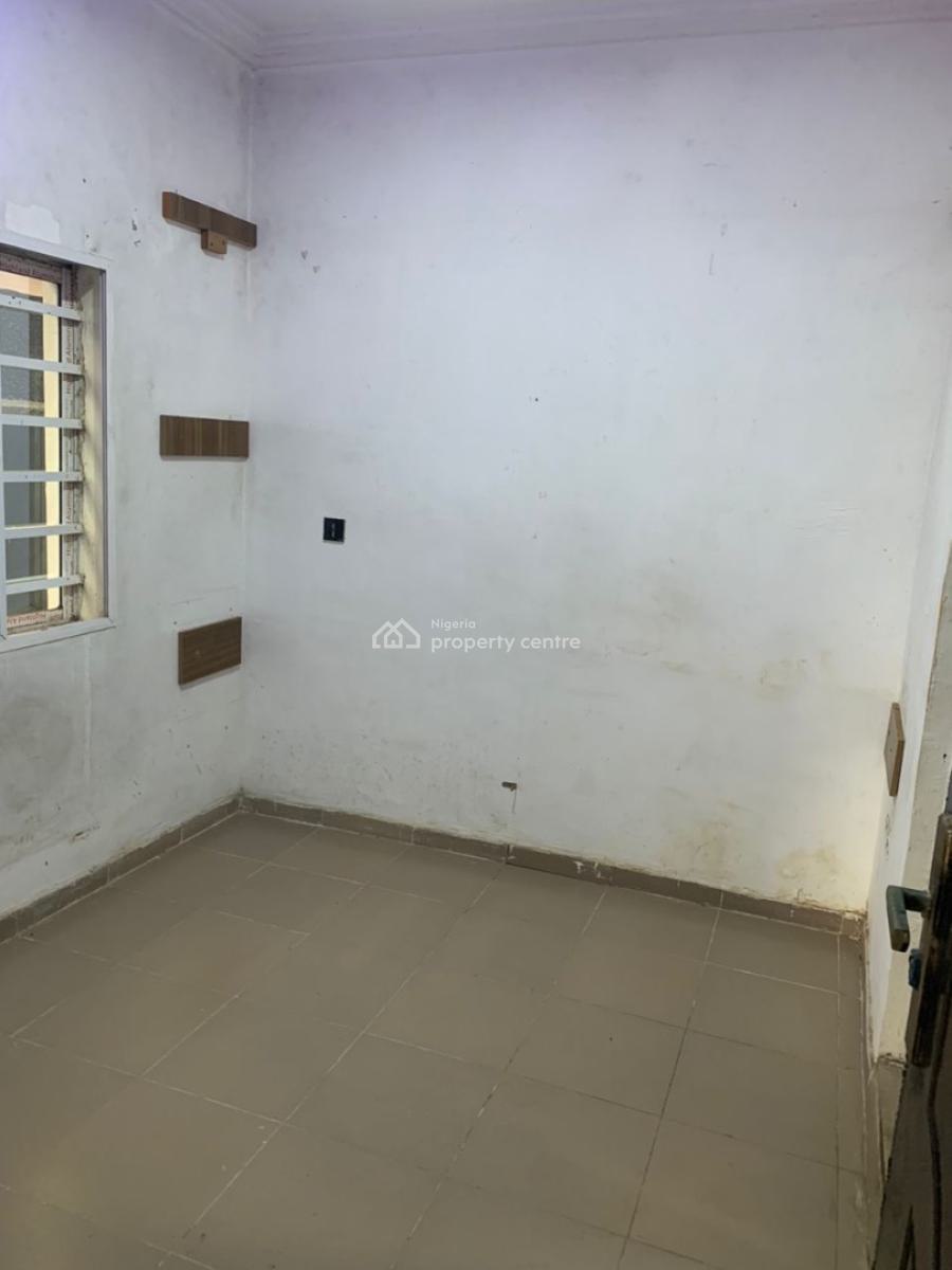 1 Mini Flat, Olowora, Magodo, Lagos, Mini Flat (room and Parlour) for Rent