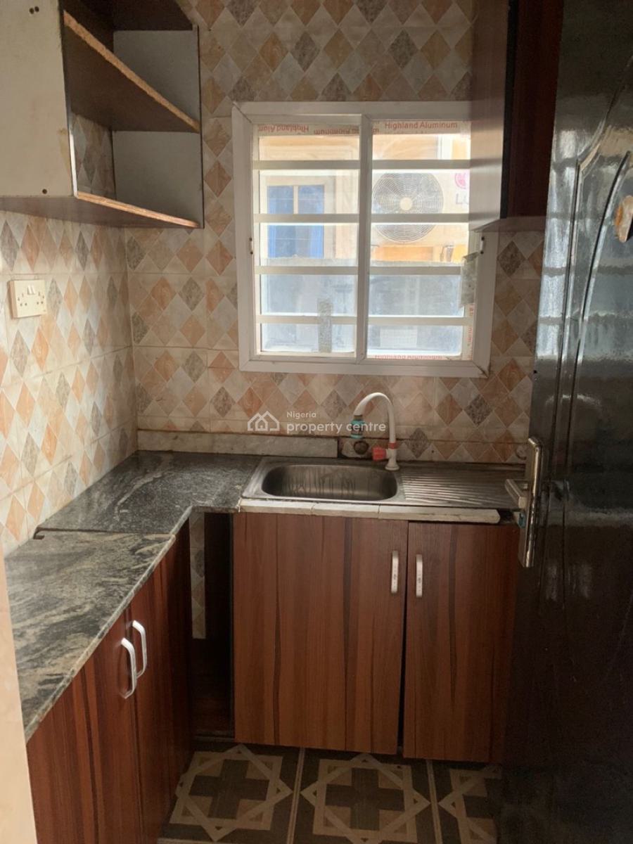 1 Mini Flat, Olowora, Magodo, Lagos, Mini Flat (room and Parlour) for Rent