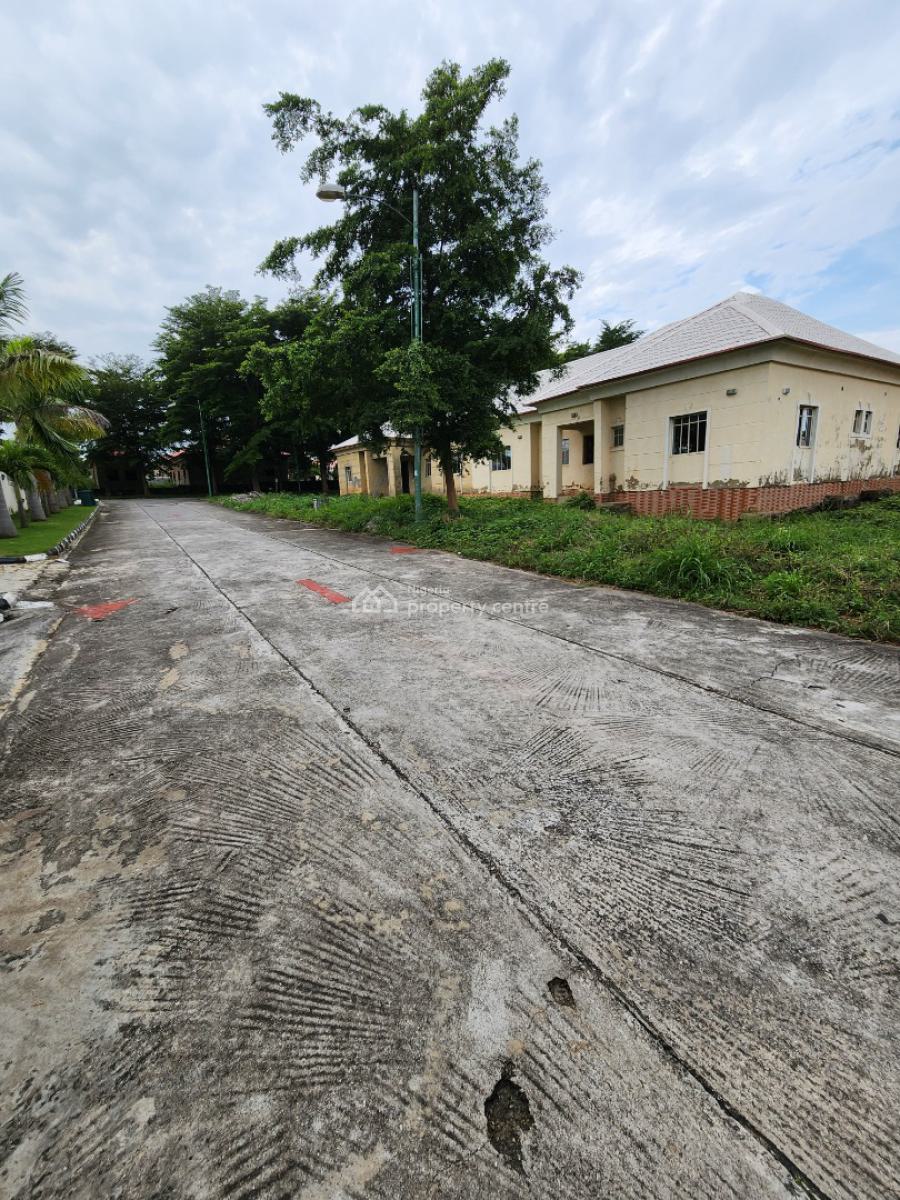 Lovely 4 Bedrooms Bungalow with a Pent House, Kyami, Abuja, House for Sale