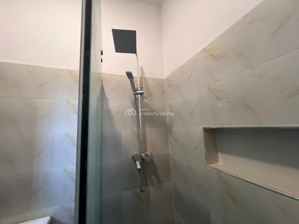 Luxury 3 Bedroom Flat with Excellent Features, Springview Court, Lekki Phase 1, Lekki, Lagos, Flat / Apartment for Sale