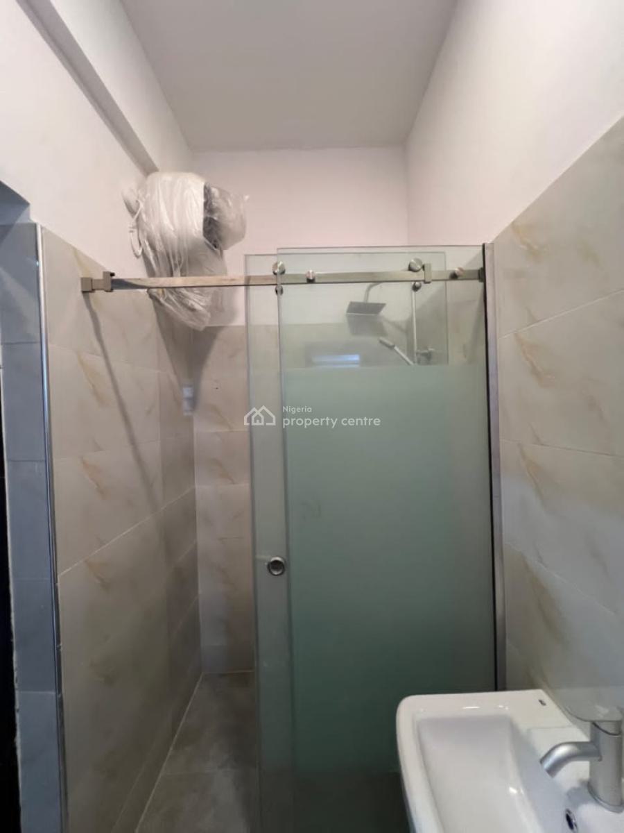 Luxury 3 Bedroom Flat with Excellent Features, Springview Court, Lekki Phase 1, Lekki, Lagos, Flat / Apartment for Sale