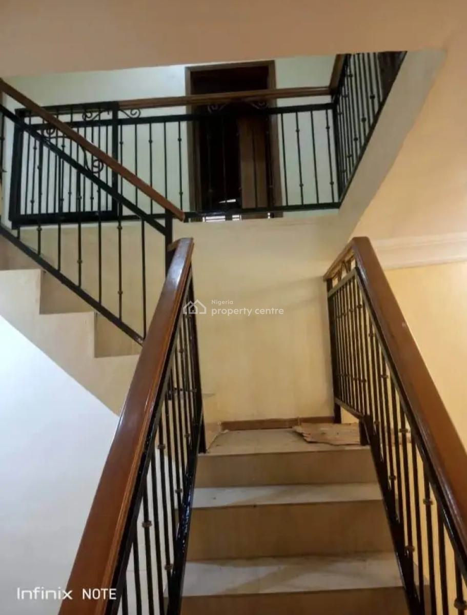 Spaciously Built 5 Bedroom Detached Duplex with Bq, Magodo Brooks Estate, Magodo, Lagos, Detached Duplex for Rent