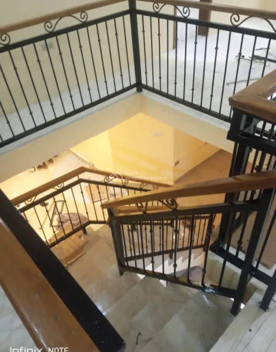 Spaciously Built 5 Bedroom Detached Duplex with Bq, Magodo Brooks Estate, Magodo, Lagos, Detached Duplex for Rent