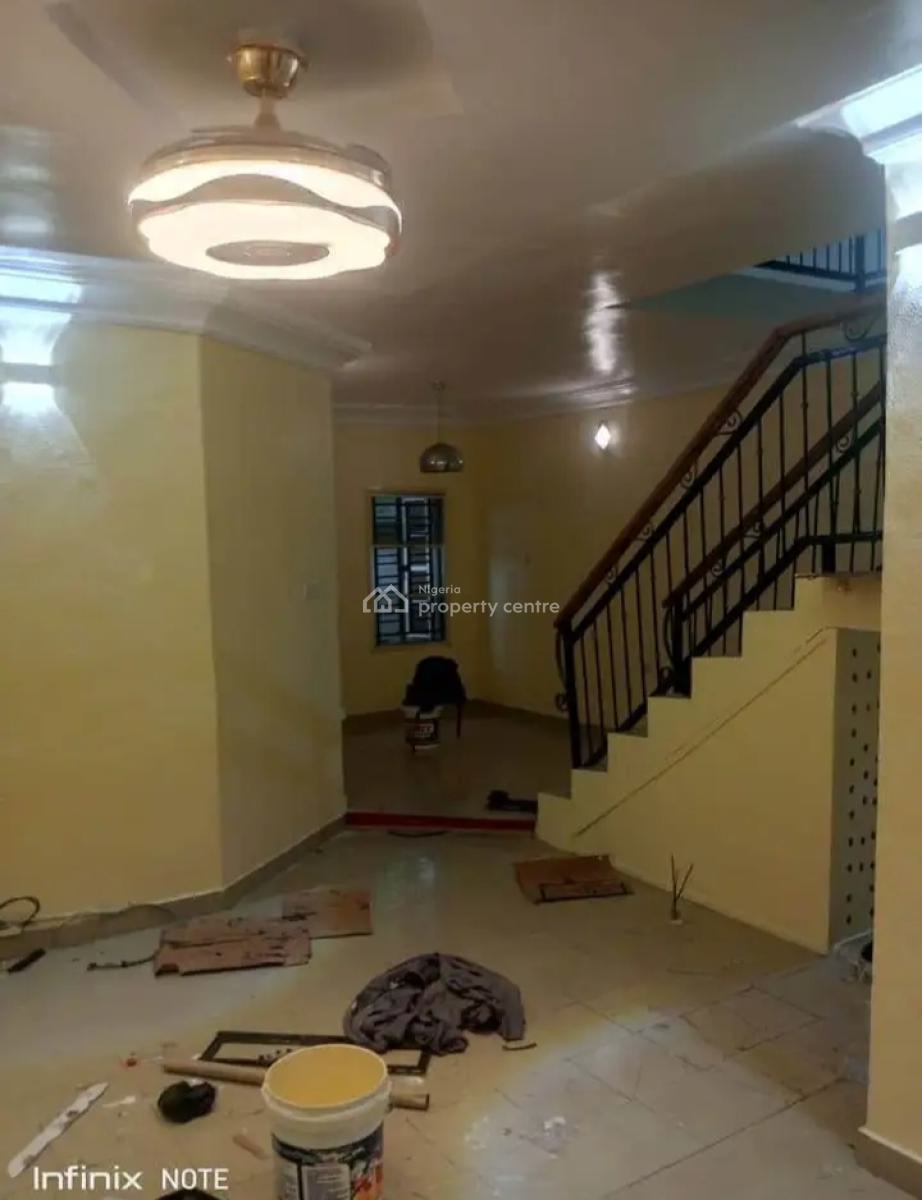 Spaciously Built 5 Bedroom Detached Duplex with Bq, Magodo Brooks Estate, Magodo, Lagos, Detached Duplex for Rent
