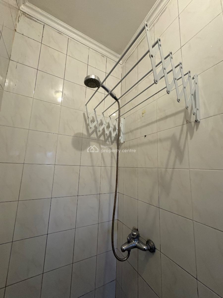 Spacious 1 Bedroom Apartment, Bourdillion Estate, Chevron, Lekki, Lagos, Flat / Apartment Short Let