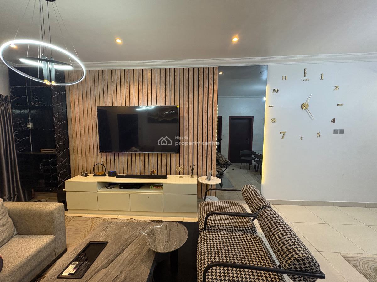Spacious 1 Bedroom Apartment, Bourdillion Estate, Chevron, Lekki, Lagos, Flat / Apartment Short Let