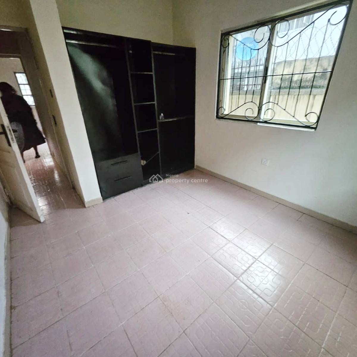Luxury 3 Bedroom Apartment, Gra Phase 2, Magodo, Lagos, Flat / Apartment for Rent