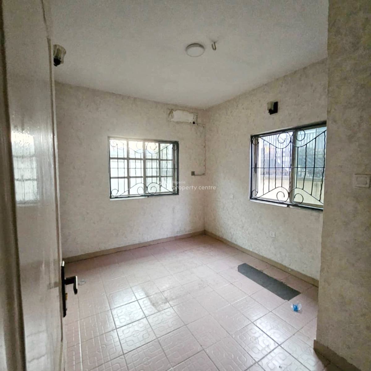 Luxury 3 Bedroom Apartment, Gra Phase 2, Magodo, Lagos, Flat / Apartment for Rent