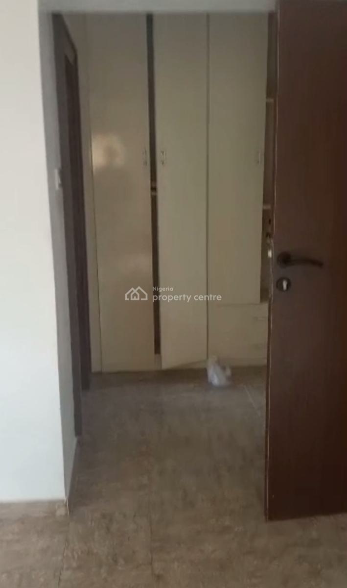 a Spacious Clean 2 Bedroom Flat, Jabi, Abuja, Flat / Apartment for Rent