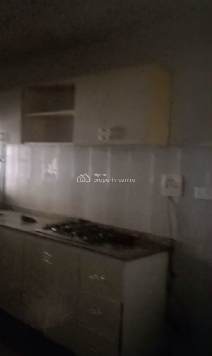 a Spacious Clean 2 Bedroom Flat, Jabi, Abuja, Flat / Apartment for Rent