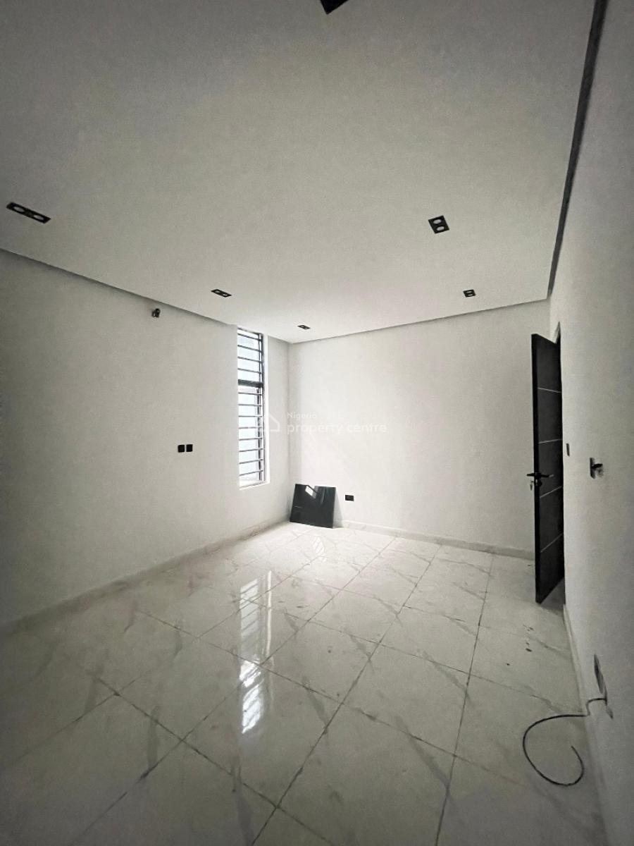 Luxury 2 Bedroom Apartment, Ologolo, Lekki, Lagos, Flat / Apartment for Sale