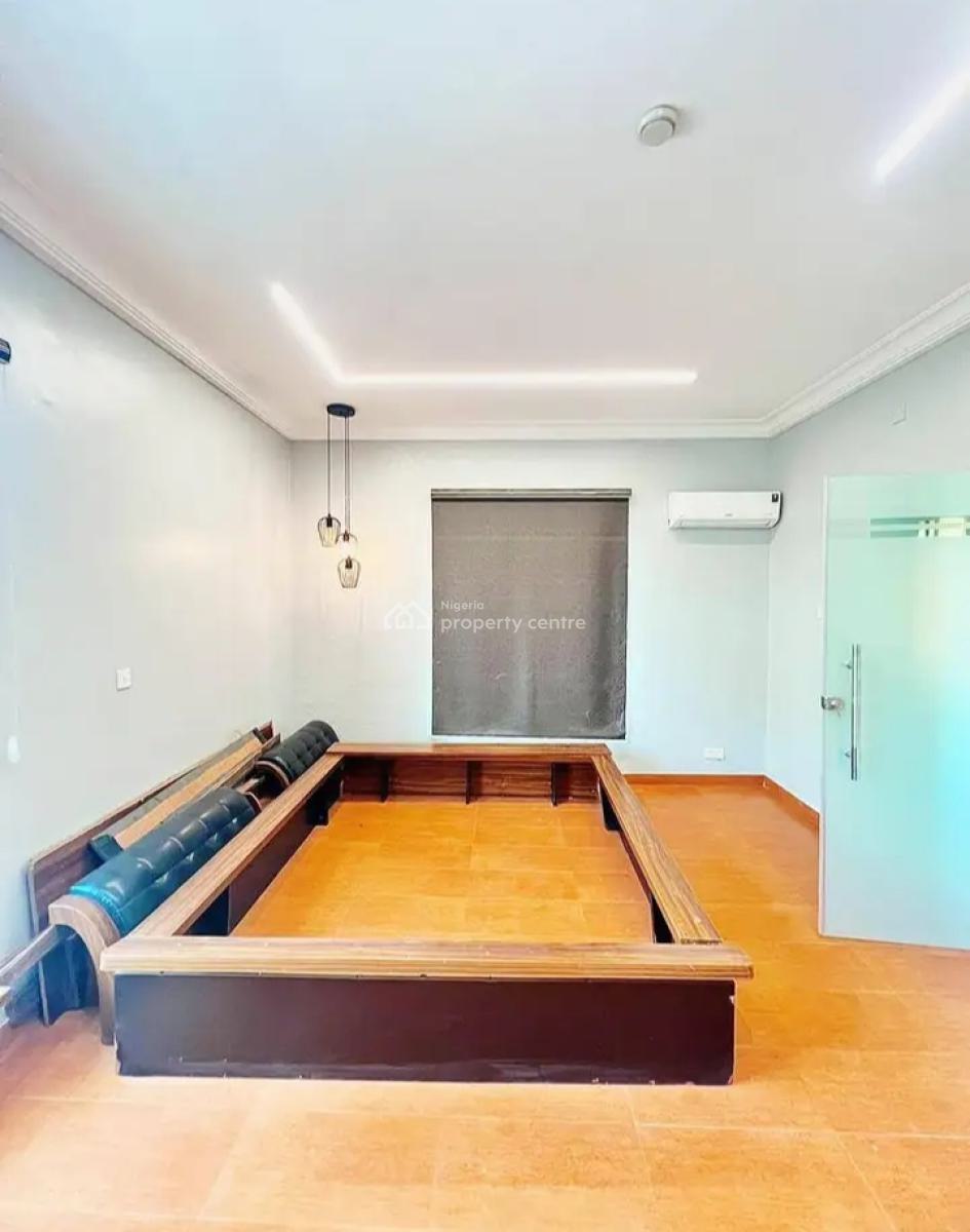 Partly Furnished 3 Bedroom Apartment with Bq, Oniru, Victoria Island (vi), Lagos, Flat / Apartment for Sale