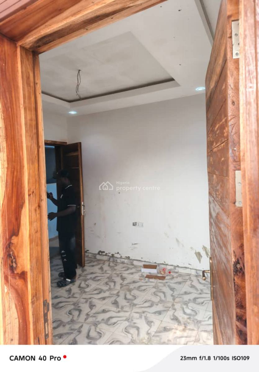 Brand New State of The Art Mini Flat, Akoka, Yaba, Lagos, Flat / Apartment for Rent