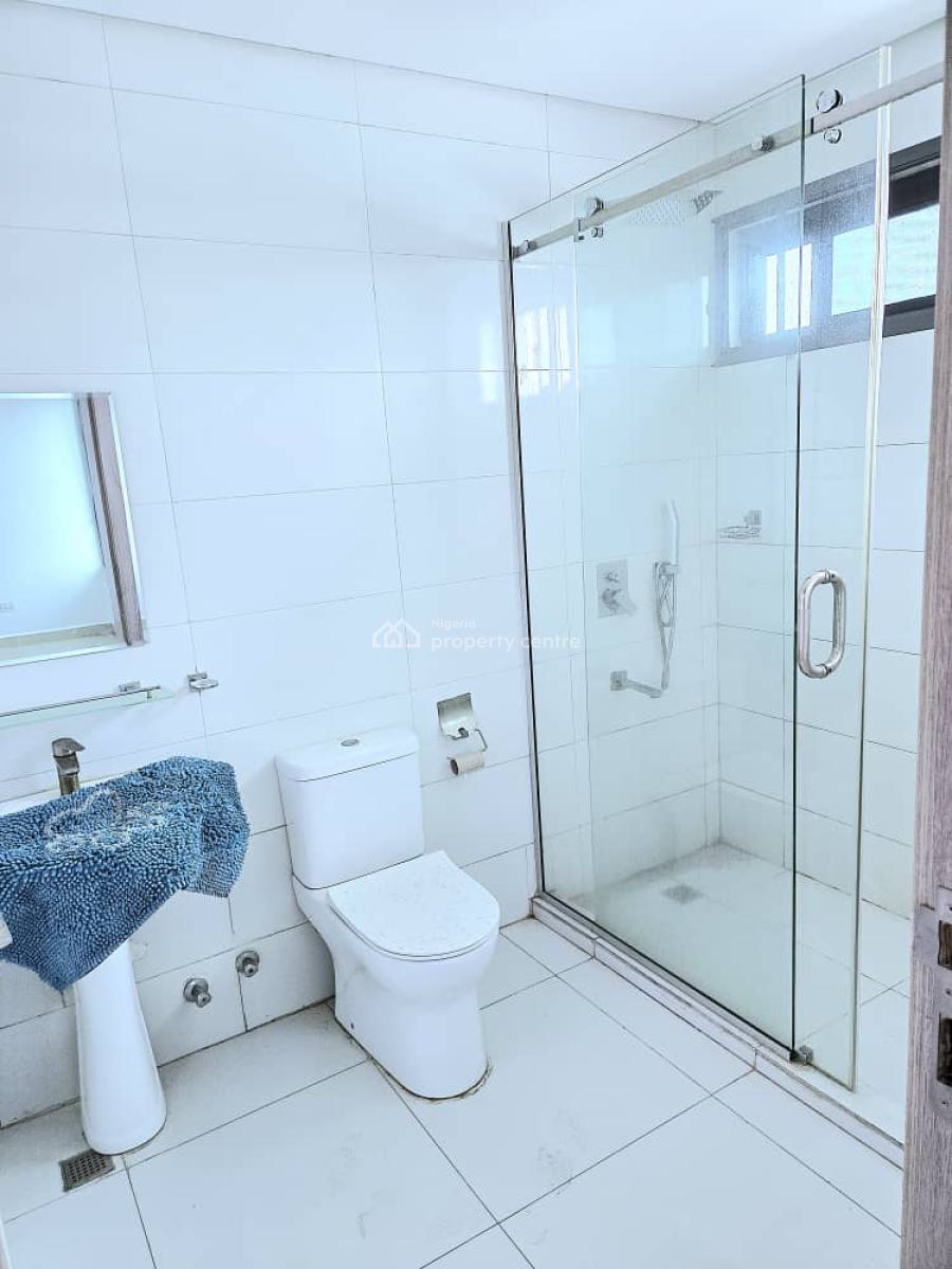 Water Front Service 4-bedroom Terrace, Lekki Phase 1, Lekki, Lagos, Terraced Duplex for Rent