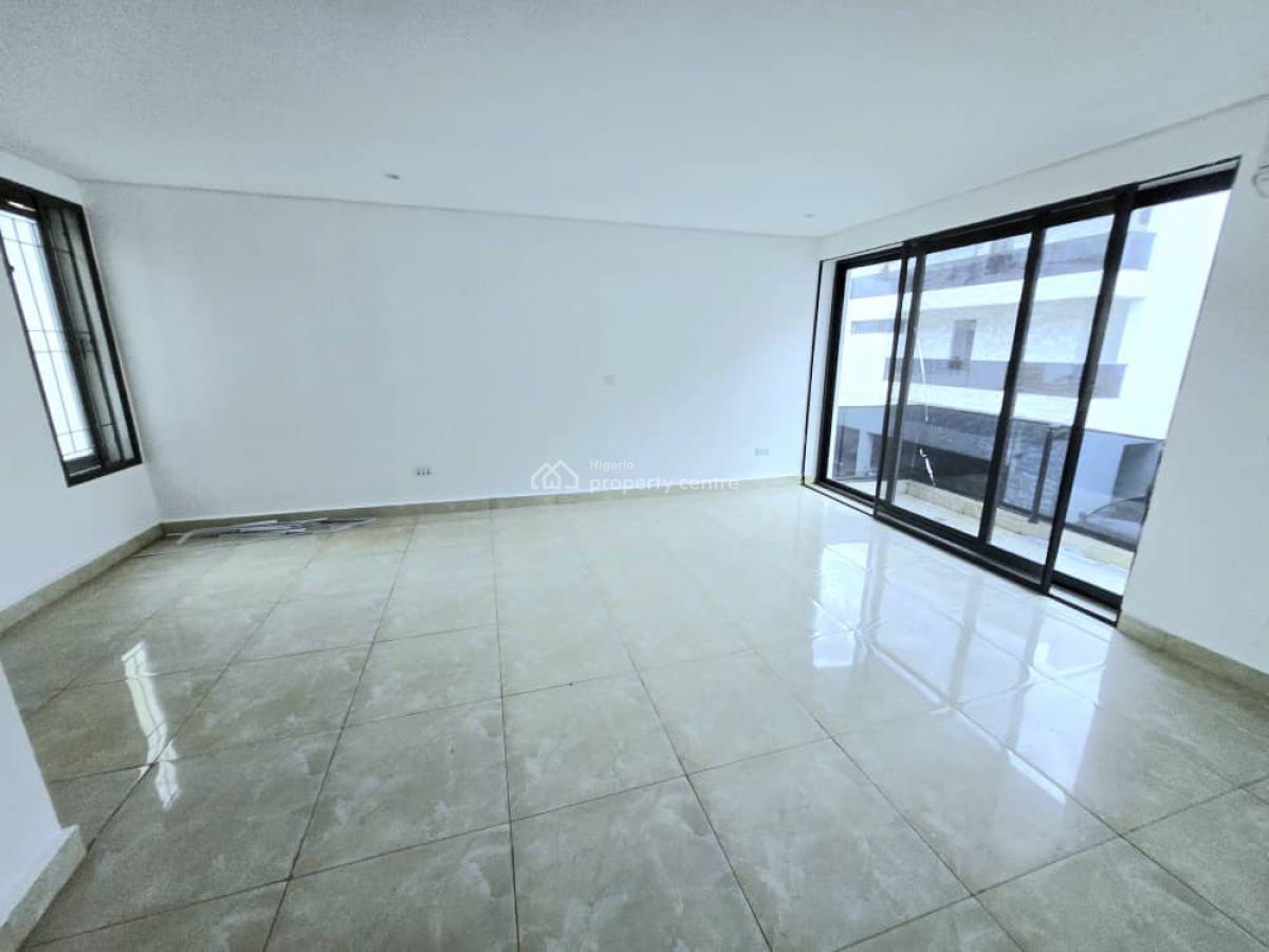 Water Front Service 4-bedroom Terrace, Lekki Phase 1, Lekki, Lagos, Terraced Duplex for Rent