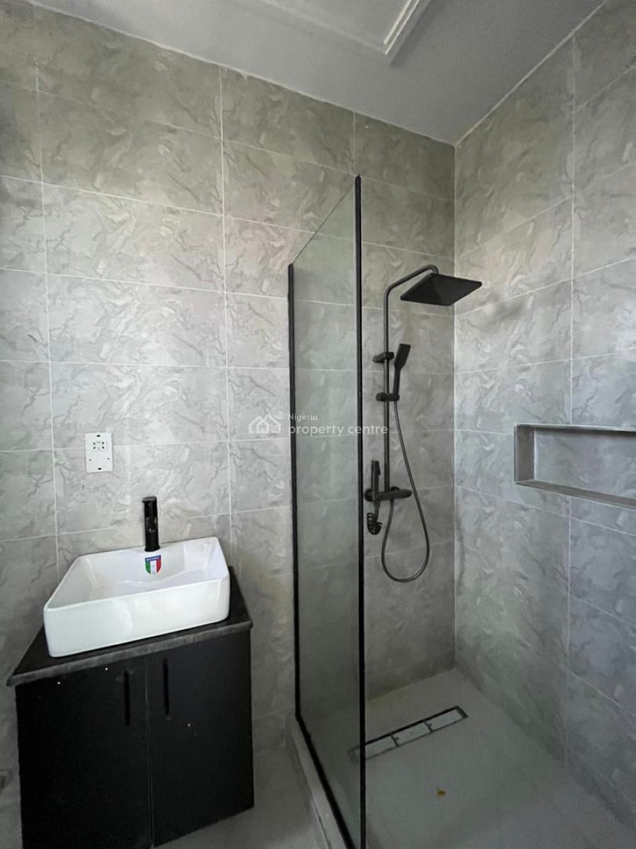 2 Bedroom Flat Apartment Avaialble, Old Ikoyi, Ikoyi, Lagos, Flat / Apartment for Sale