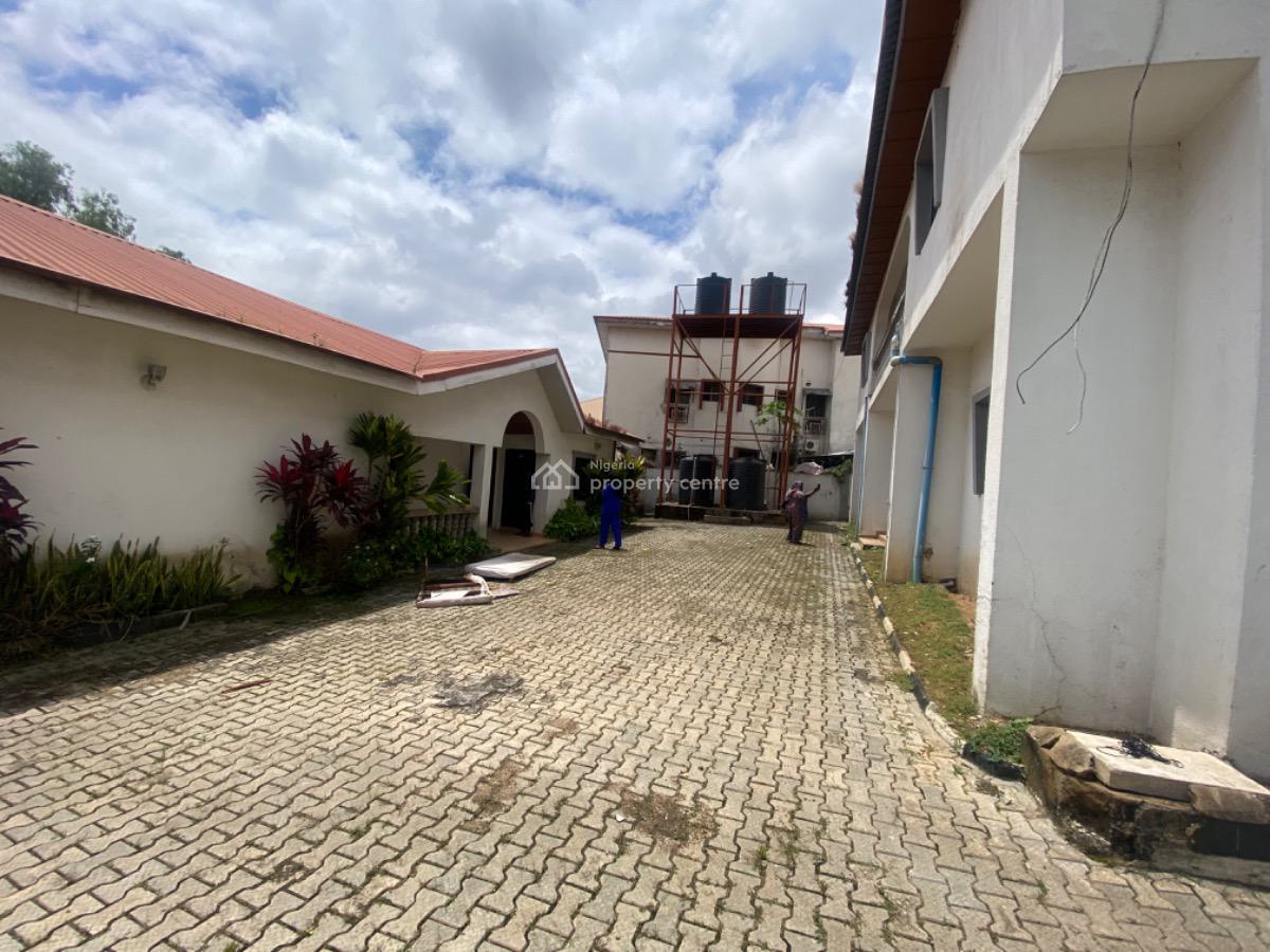 5 Bedroom Detached Duplex with 3 Bedroom Guess Chalet and 2 Rooms Bq, Off Durban Street, Wuse 2, Abuja, Detached Duplex for Rent
