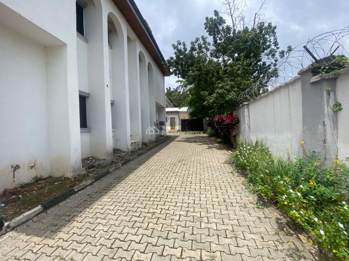 5 Bedroom Detached Duplex with 3 Bedroom Guess Chalet and 2 Rooms Bq, Off Durban Street, Wuse 2, Abuja, Detached Duplex for Rent