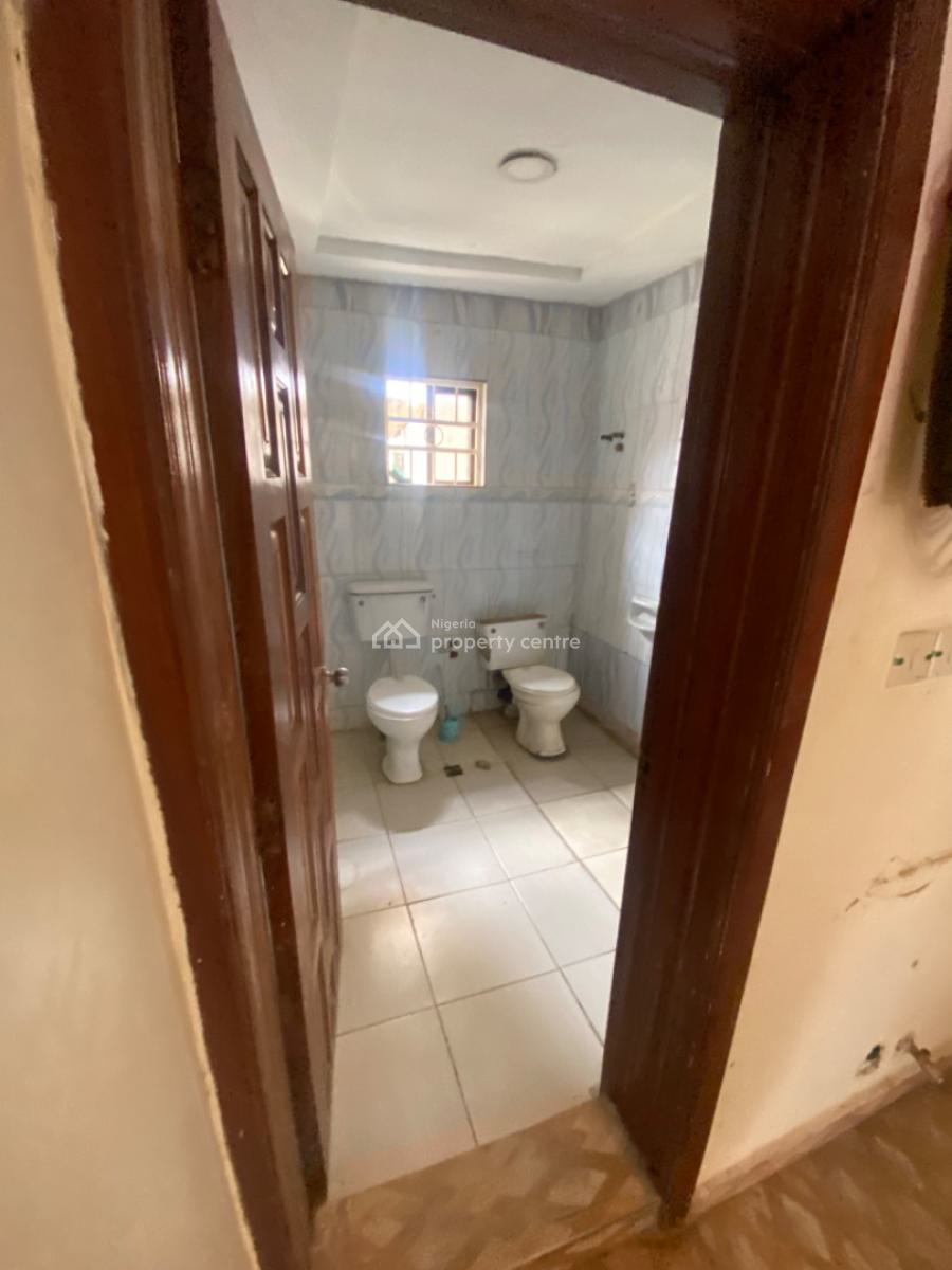 5 Bedroom Detached Duplex with 3 Bedroom Guess Chalet and 2 Rooms Bq, Off Durban Street, Wuse 2, Abuja, Detached Duplex for Rent