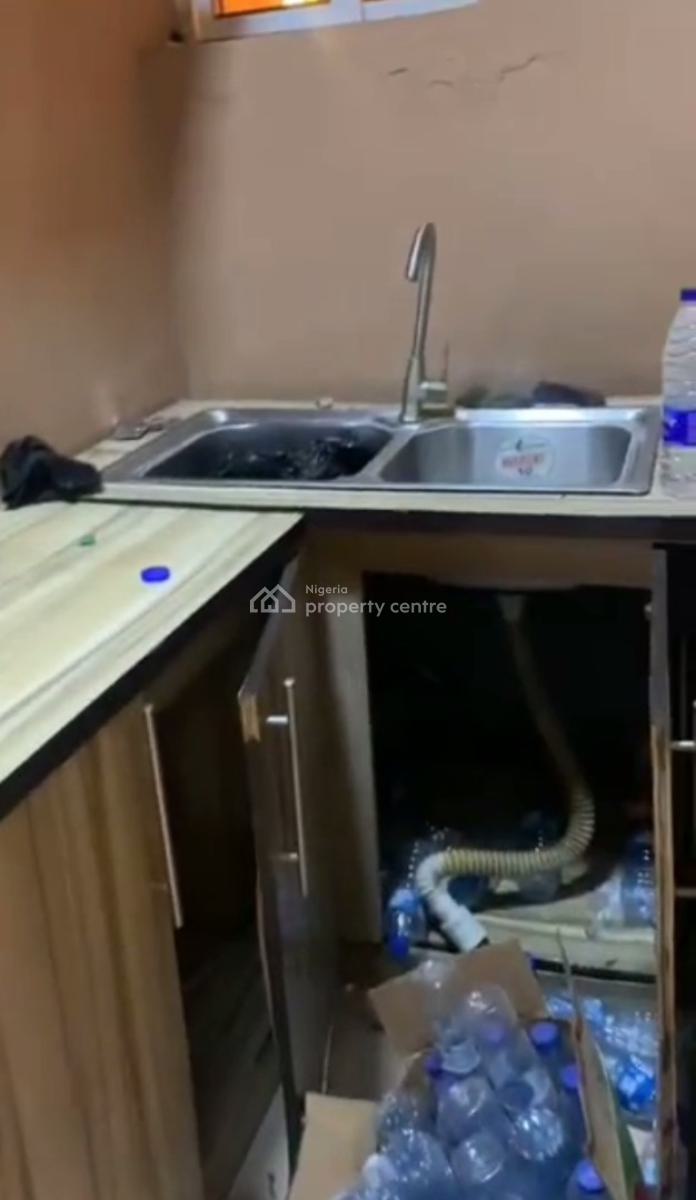 1 Bedroom Flat on 3rd Floor., Katampe (main), Katampe, Abuja, Flat / Apartment for Rent