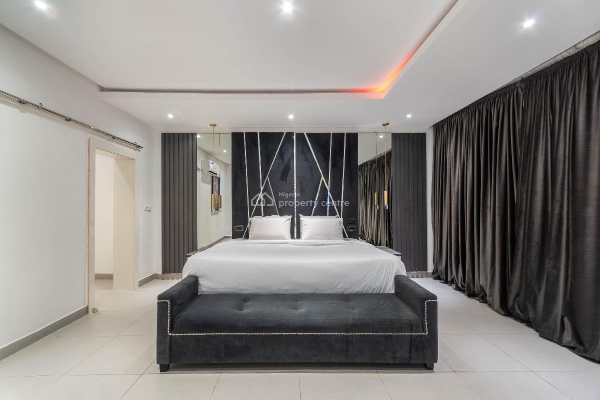 Newly Furnished Luxurious 4 Bedroom Apartment with a Private Bedroom F, Lekki Phase 1, Lekki, Lagos, Flat / Apartment Short Let