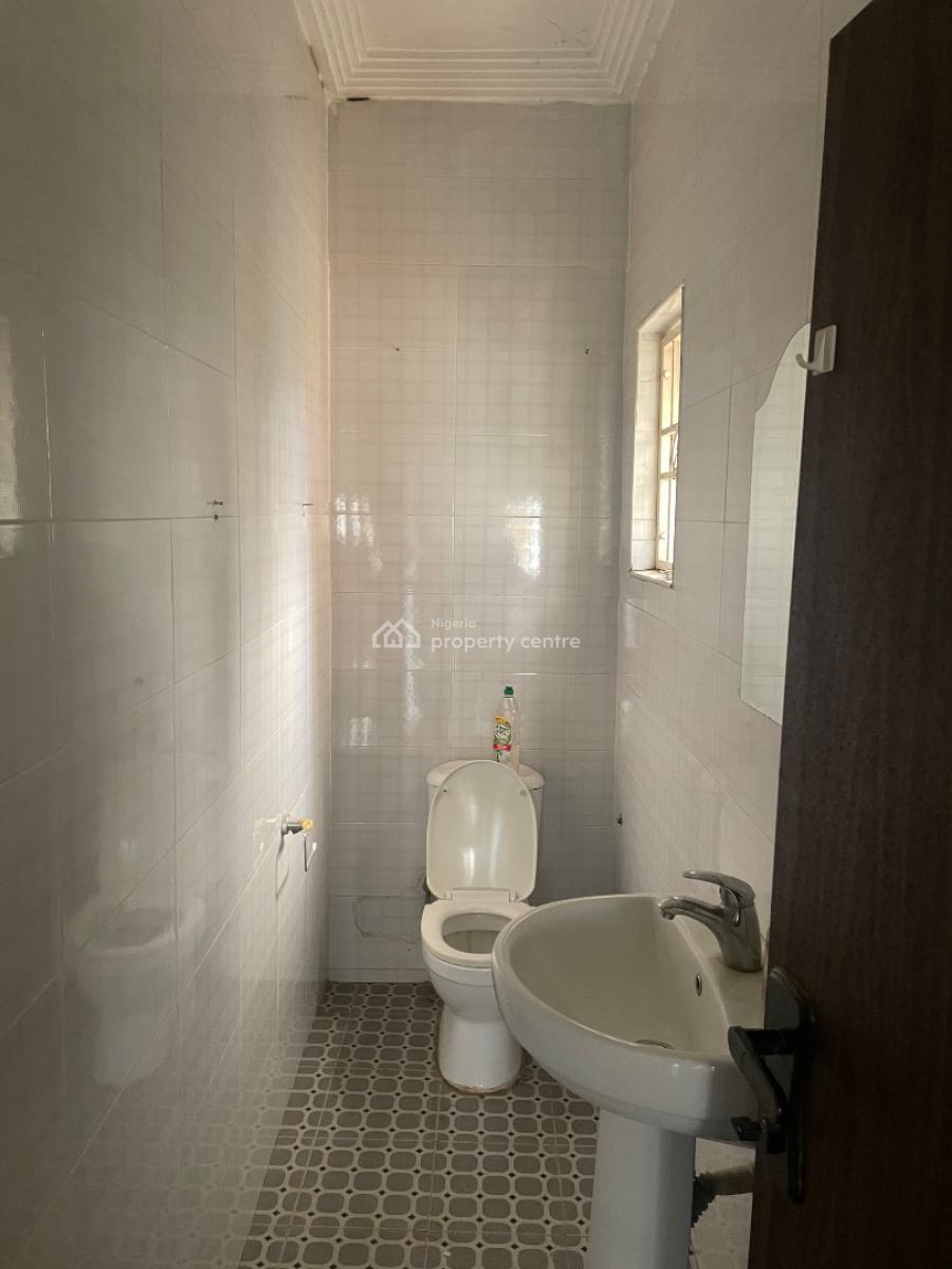 Well Finished and Spacious Three Bedroom Flat, Katampe (main), Katampe, Abuja, Flat / Apartment for Rent