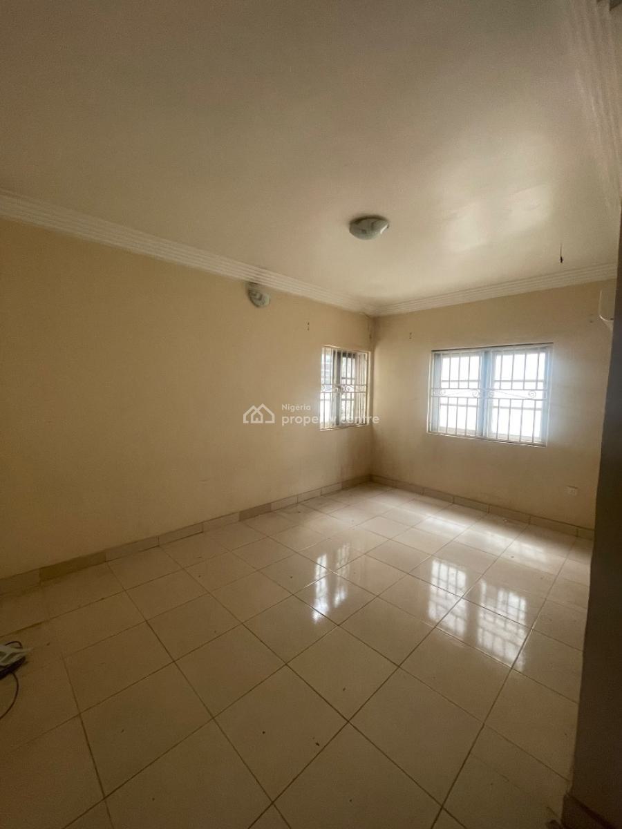 Well Finished and Spacious Three Bedroom Flat, Katampe (main), Katampe, Abuja, Flat / Apartment for Rent