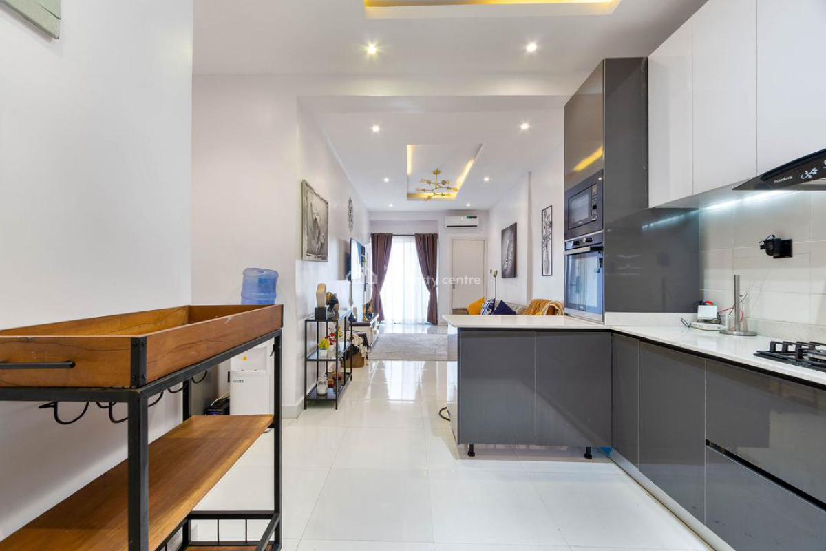 2 Bedroom Apartment with Swimming Pool, Chisco, Lekki, Lagos, Flat / Apartment Short Let