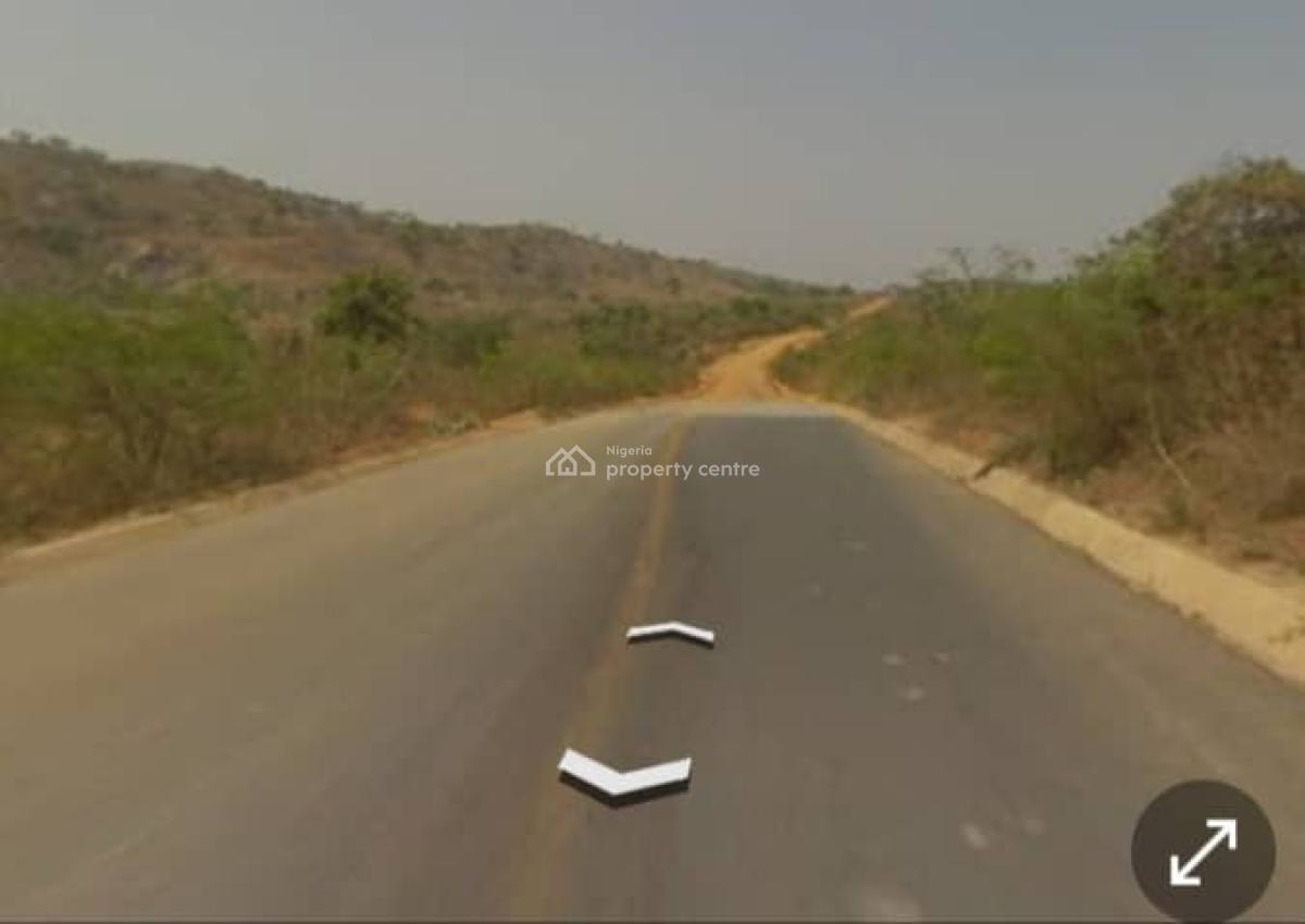 37.01ha Land on Newly Tarred Road, Maitama 2, Maitama District, Abuja, Residential Land for Sale