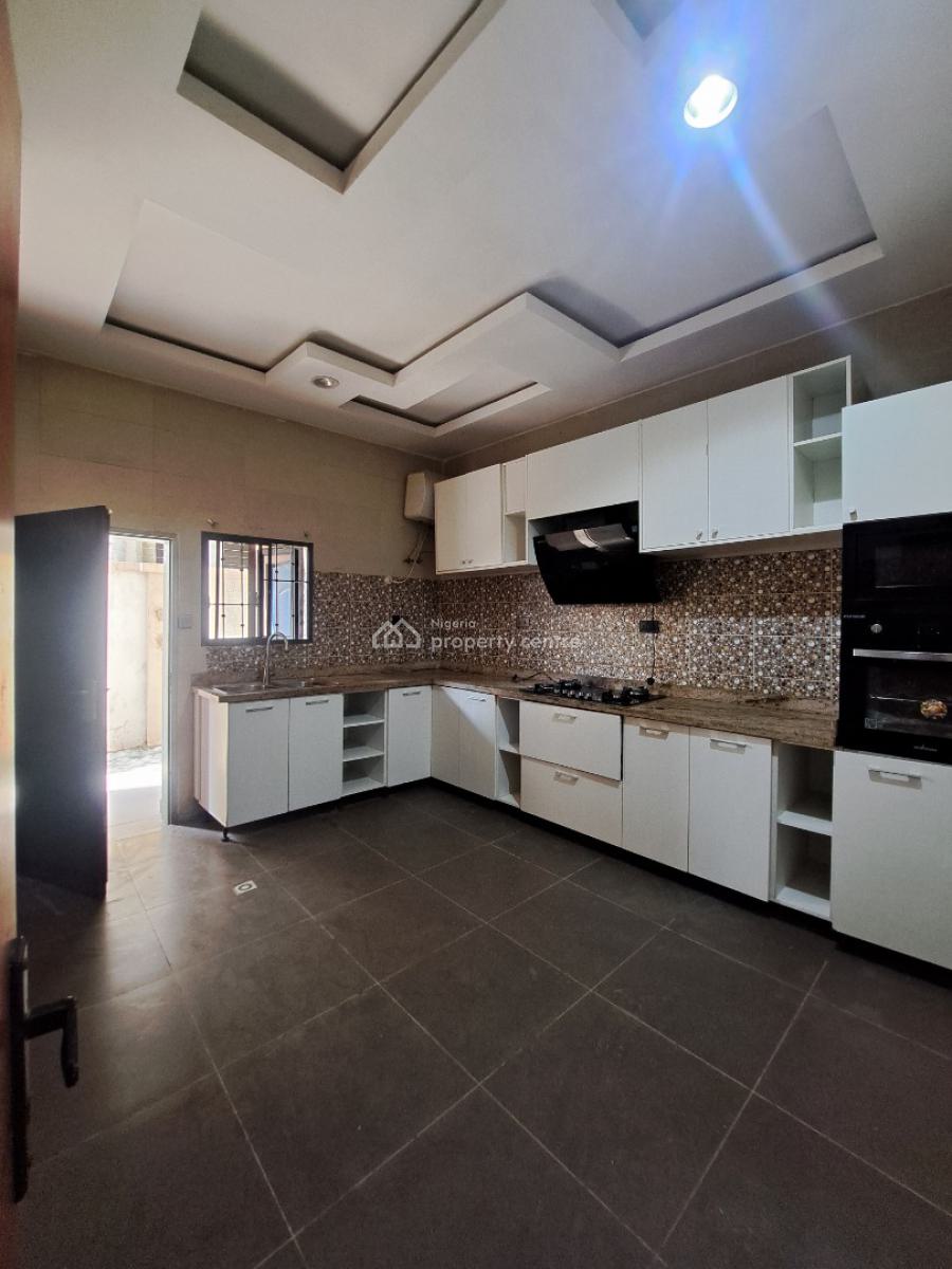 5 Bedroom Semi Detached Duplex in a Mini Estate, Gilmore, Jahi, Abuja, Semi-detached Duplex for Rent