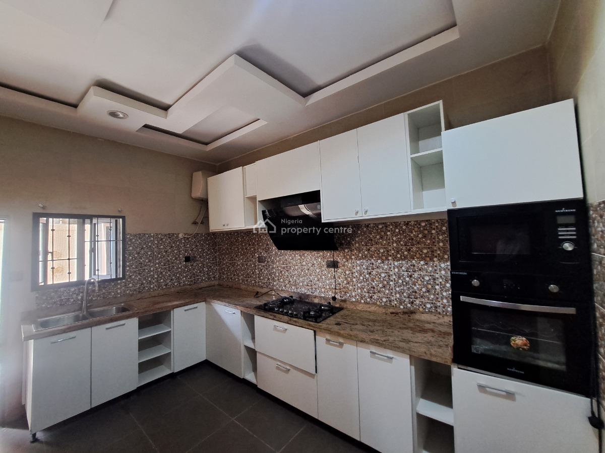 5 Bedroom Semi Detached Duplex in a Mini Estate, Gilmore, Jahi, Abuja, Semi-detached Duplex for Rent