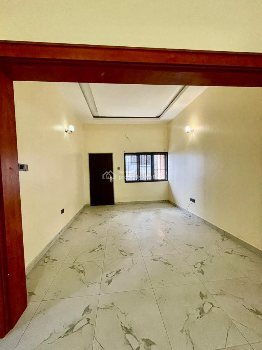 5 Bedroom Semi Detached Duplex in a Mini Estate, Gilmore, Jahi, Abuja, Semi-detached Duplex for Rent